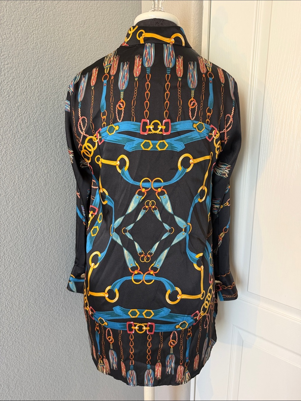 Zara Black Chain Print Shirt Silk-Feel Long Sleeve Button Up Blouse Size Small - Picture 6 of 9